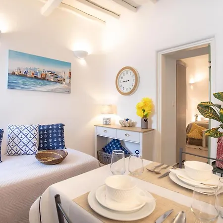Sole Blu One Apartment